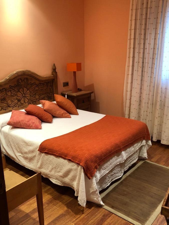 Apartamentos La Guergola Pola de Somiedo Buitenkant foto