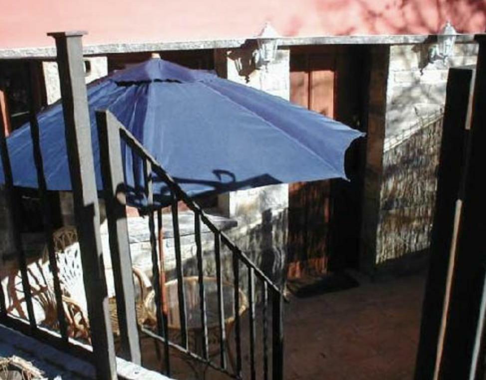 Apartamentos La Guergola Pola de Somiedo Buitenkant foto